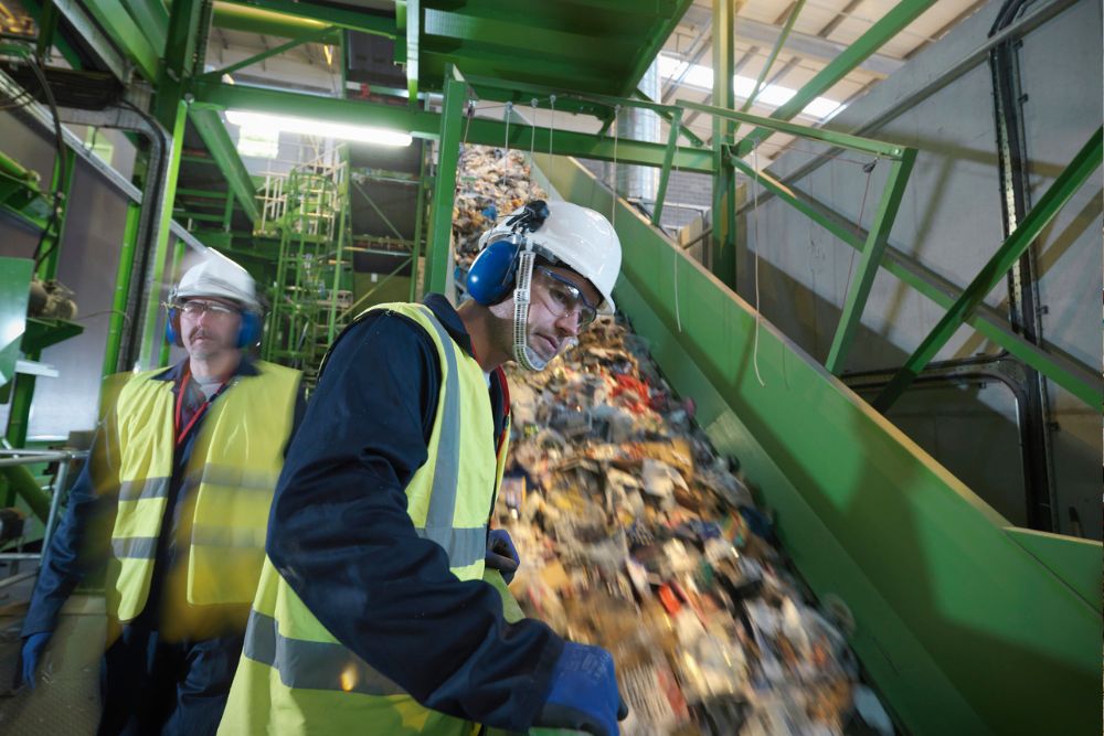 Como funciona a reciclagem de entulho e por que ela é importante?