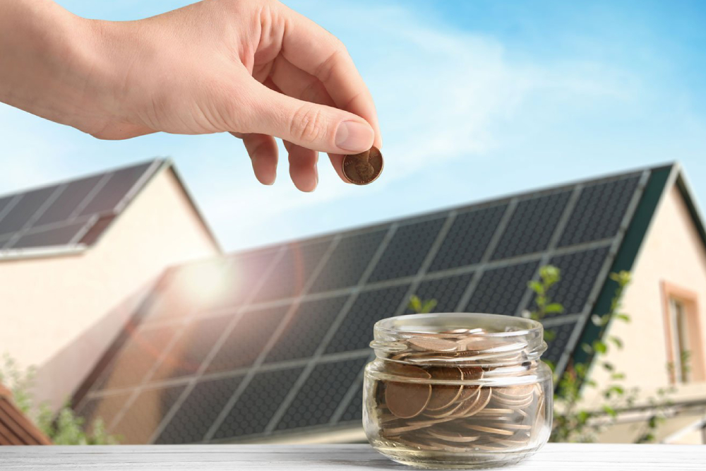 Quem utiliza energia solar paga conta de luz?