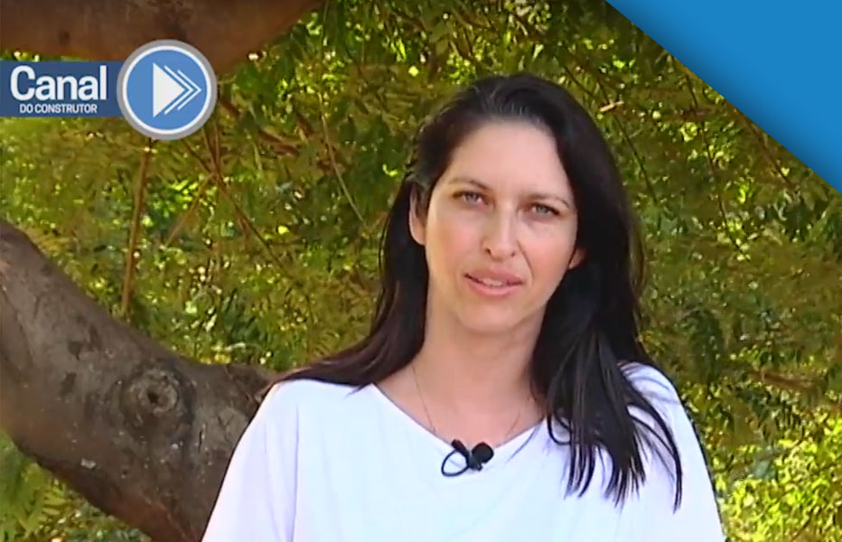 Materiais ecologicamente corretos, sustentabilidade e material auto-sustentável