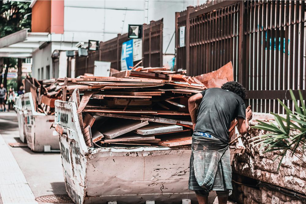 O que Pode ser Considerado Entulho e suas Diferenças e Descarte em Comparação com o Lixo Comum