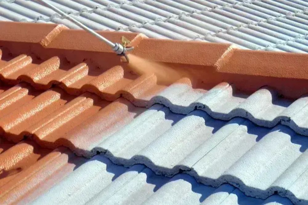 Pintura de Telhados: Técnicas, Cuidados e a Importância do Profissional