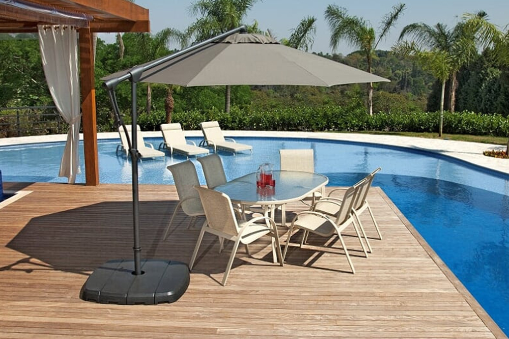 Toldos e Ombrelones: Como utilizar cada item na área externa