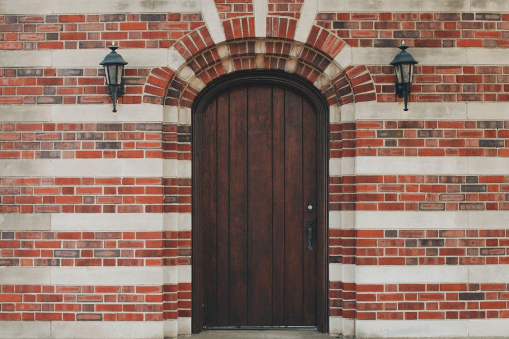 Versatilidade e Durabilidade: A Importância dos Tijolos na Construção Civil